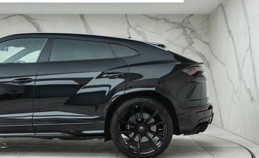 Lamborghini Urus 28