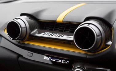 Ferrari 812 Superfast 18