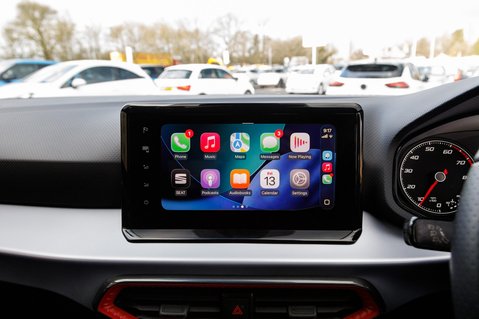 SEAT Ibiza TSI FR 33