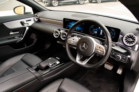 Mercedes-Benz CLA Class CLA 220 AMG LINE PREMIUM PLUS 4