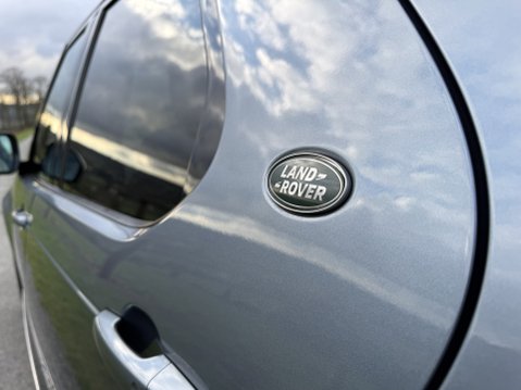 Land Rover Discovery SDV6 HSE LUXURY 51