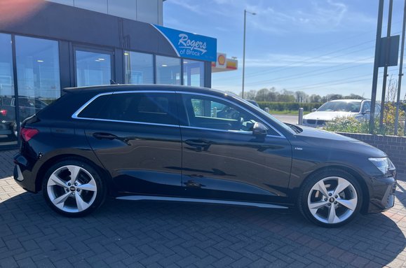 Audi A3 SPORTBACK TFSI S LINE MHEV AUTO 6