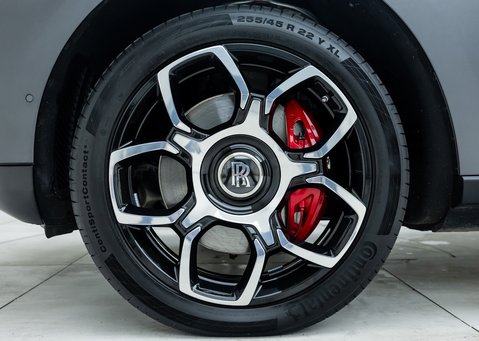 Rolls-Royce Cullinan Black Badge 