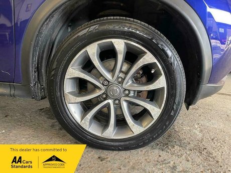 Nissan Juke 1.6 Tekna XTRON Euro 5 5dr 21