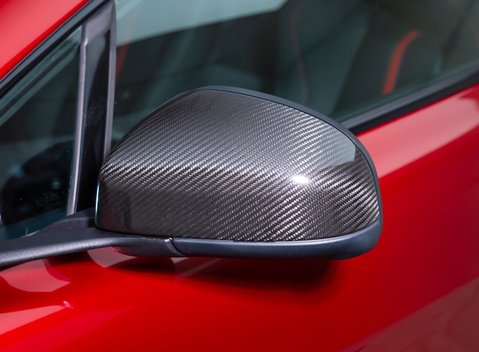 Aston Martin V12 Vantage s 32