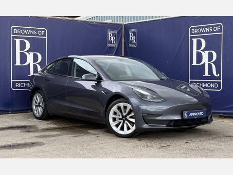 Tesla Model 3 (Dual Motor) Long Range Saloon 4dr Electric Auto 4WDE (346 ps) 1