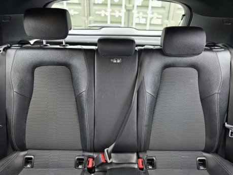 Mercedes-Benz A Class 1.5 A180d Sport (Executive) Hatchback 5dr Diesel 7G-DCT Euro 6 (s/s) (116 p 21