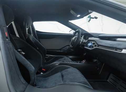 Ford GT Carbon Series 21