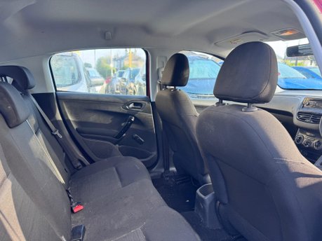 Peugeot 208 ACCESS PLUS 13