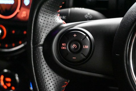 Mini Hatch 1.5 Cooper Sport Auto 5dr 44