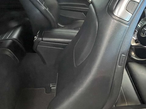 Mercedes-Benz C Class 2.1 C 220 AMG Line D Auto 2dr 32