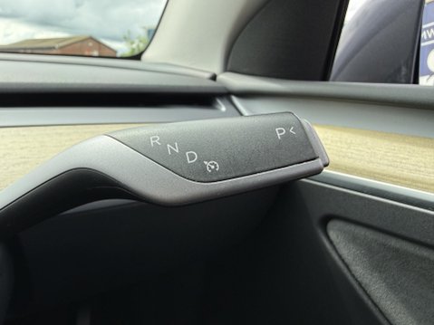 Tesla Model Y (Dual Motor) Long Range SUV 5dr Electric Auto 4WDE (384 bhp) 34