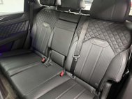Bentley Bentayga 4.0 V8 SUV 5dr Petrol Auto 4WD Euro 6 (s/s) (550 ps) 43