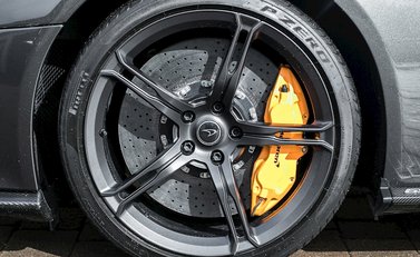 McLaren 650S Coupe 10