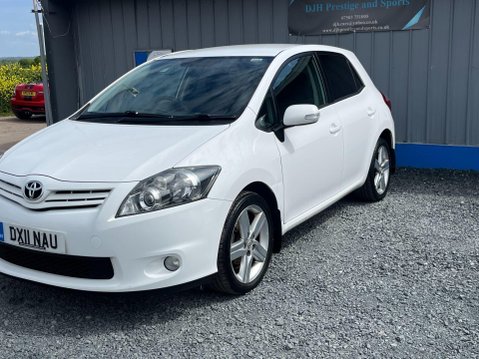 Toyota Auris 1.6 V-Matic SR Euro 5 5dr 34