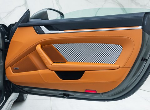 Porsche 911 Targa 4S (992) 32