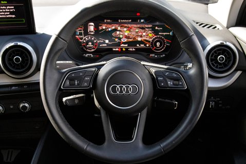 Audi Q2 TFSI SPORT 20