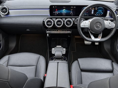 Mercedes-Benz CLA Class CLA 220 D AMG LINE PREMIUM PLUS NIGHT EDITION 13