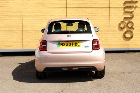 Fiat 500e LA PRIMA 7