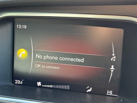 Volvo V40 1.5 T2 R-Design Edition Auto Euro 6 (s/s) 5dr 12