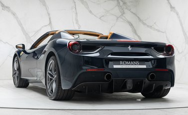 Ferrari 488 SPIDER 13
