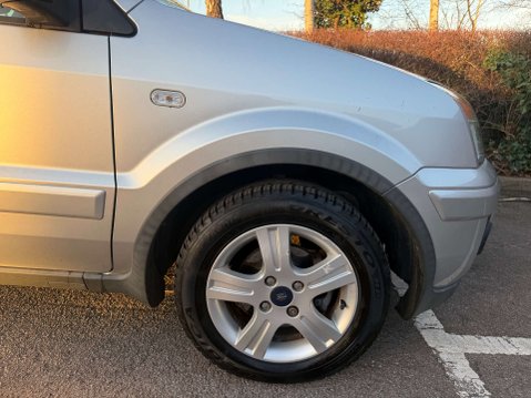 Ford Fusion 1.6 Fusion Zetec Auto 5dr 24