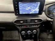 Dacia Jogger 1.6 Hybrid EXTREME MPV 5dr Petrol Hybrid Auto Euro 6 (s/s) (140 ps) 18