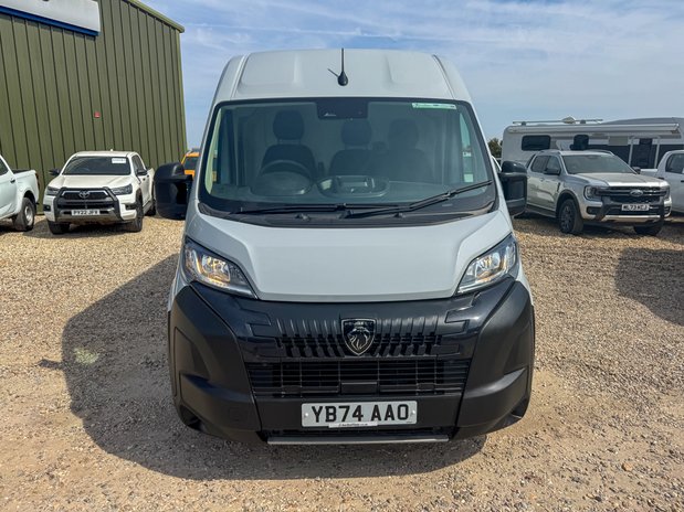 Peugeot Boxer LWB L3H2 [SOLD KH] Medium Roof Professional Air Con Sensors EURO 6 3