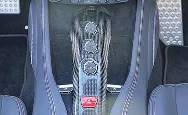 Ferrari California T 19