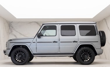 Mercedes-Benz G Series AMG Line Premium 2