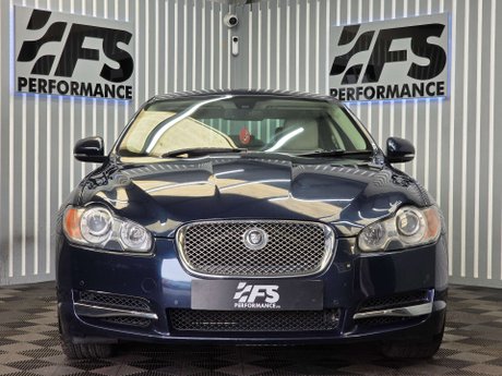 Jaguar XF 3.0d V6 Premium Luxury Saloon 4dr Diesel Auto Euro 5 (240 ps) 2