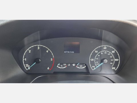 Ford Transit Custom LIMITED 300 L2 H1 LWB 2.0 TDCI 130ps EU6 16