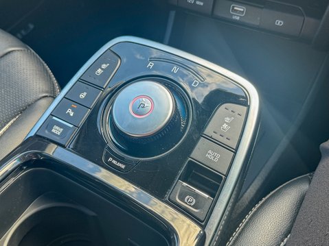 Kia Niro 64kWh 4+ SUV 5dr Electric Auto (201 bhp) 30