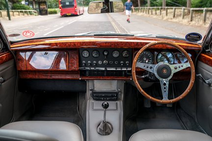 Jaguar MKII 3.8 16
