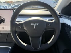 Tesla Model Y (Dual Motor) Long Range SUV 5dr Electric Auto 4WDE (384 bhp) 34