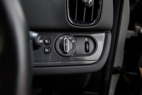 Mini Countryman COOPER CLASSIC 11