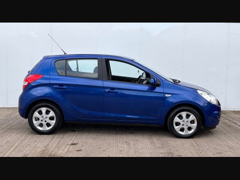 Hyundai i20 1.4 i20 Comfort Auto 5dr 8