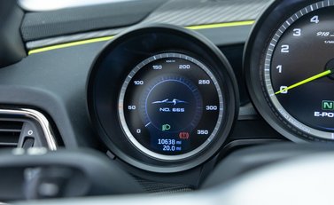 Porsche 918 Spyder 27