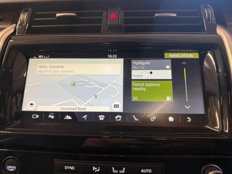 Land Rover Discovery 3.0 TD V6 HSE Auto 4WD Euro 6 (s/s) 5dr 32