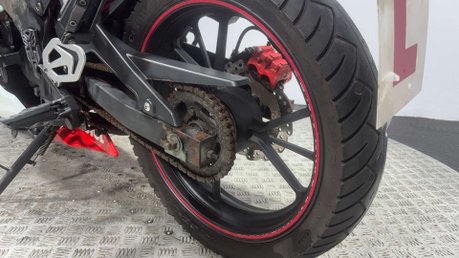 Lexmoto Hawk 2017 ONLY 3K PROJECT BIKE 1 OWNER SPORTS LEARNER BIKE 125CC 28