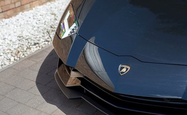 Lamborghini Aventador S LP740-4 27