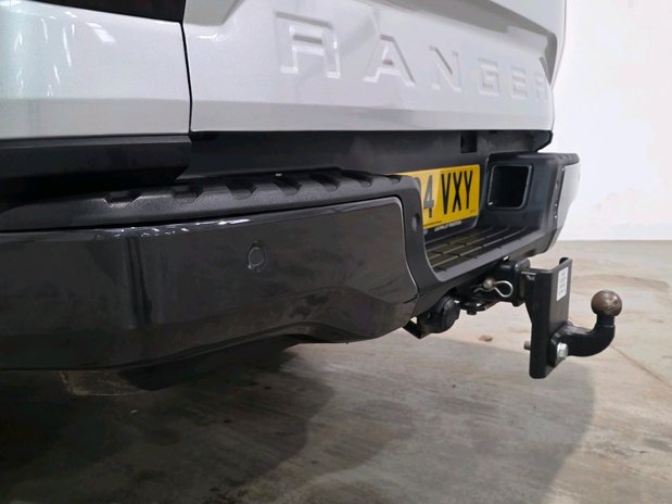 Ford Ranger Ranger Double Cab Wildtrak 2.0 EcoBlue 205 Auto Fitted with Canopy 9