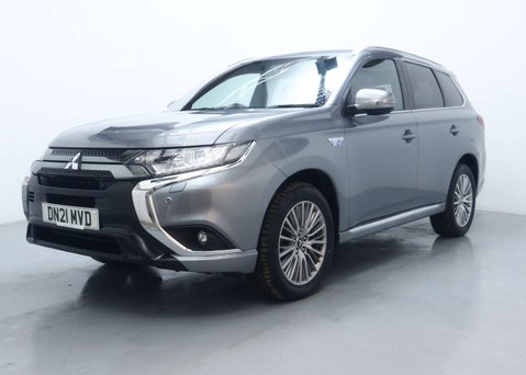 Mitsubishi Outlander 2.4h TwinMotor 13.8kWh Dynamic Safety SUV 5dr Petrol Plug-in Hybrid CVT 4WD 8