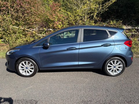 Ford Fiesta TITANIUM 11