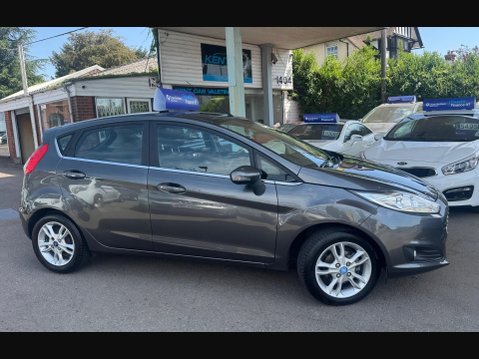 Ford Fiesta 1.25 Zetec Euro 6 5dr 8