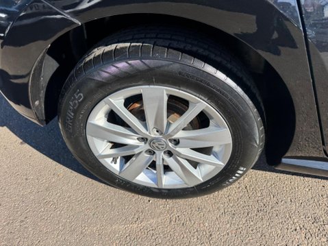 Volkswagen Polo 1.0 BlueMotion Tech SE Euro 6 (s/s) 5dr 17