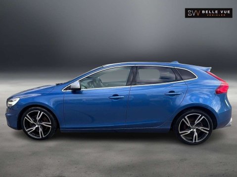 Volvo V40 2.0 V40 R-Design Pro D3 Automatic 5dr - NATIONAL DELIVERY* 5