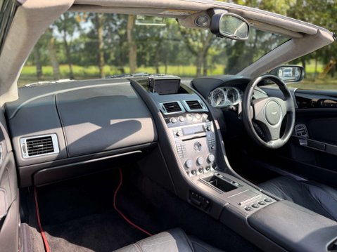 Aston Martin DB9 5.9 DB9 Volante Auto 2dr 4