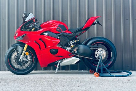 Ducati Panigale V4S Gen 2 5