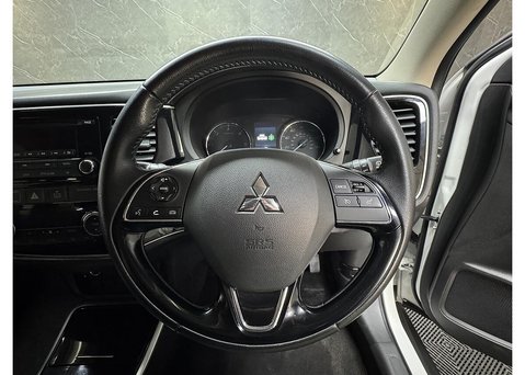 Mitsubishi Outlander 2.2 DI-D 3 SUV 5dr Diesel Manual 4WD Euro 6 (s/s) (147 ps) 55
